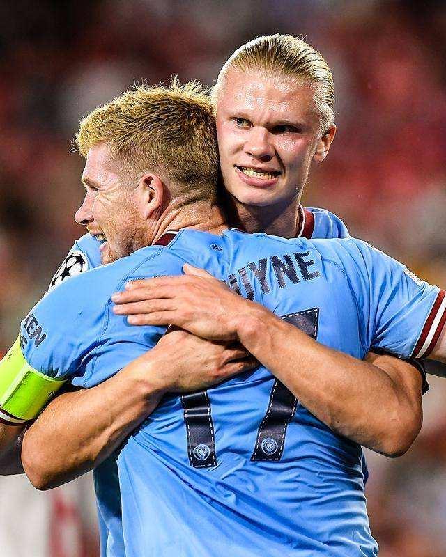 FIFA官方：C罗因直红被禁赛3场，剩余两场被缓期一年执行