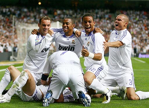 足球联赛赛季关键球员表现排行榜（本赛季足球联赛关键球员表现榜单）