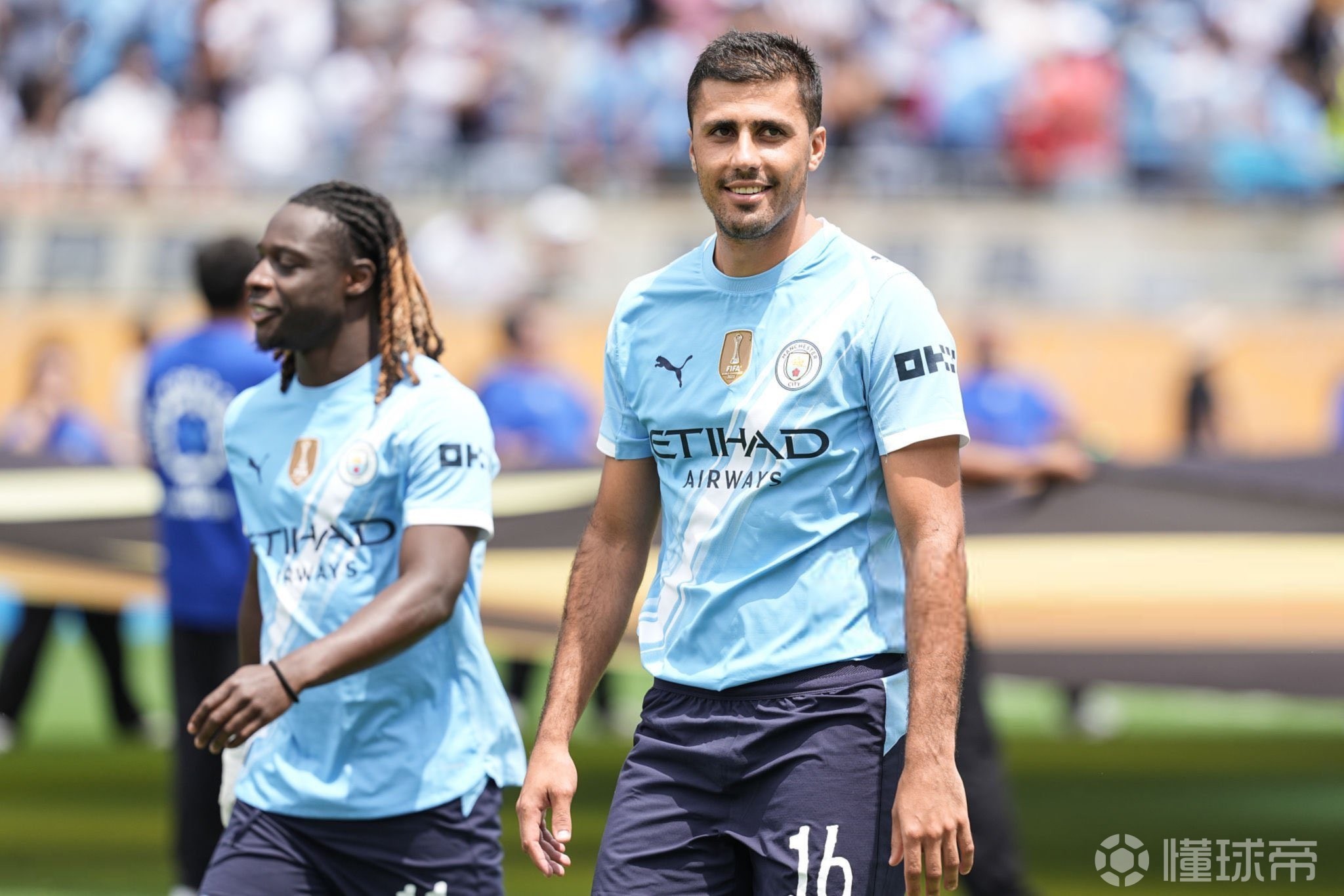 梅西：离开巴萨并非如我所愿，但我对巴萨的深情永恒不灭