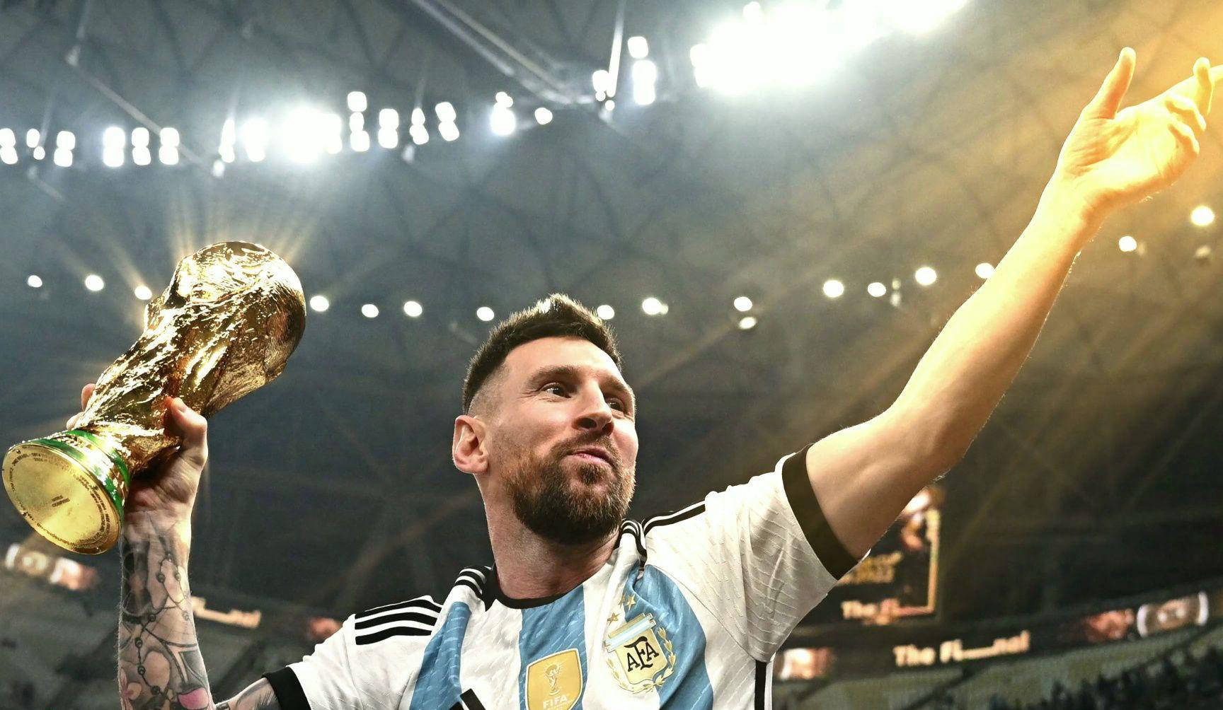 巴萨国王杯大名单：亚马尔、莱万领衔，什琴斯尼病愈回归（巴萨公布国王杯名单：亚马尔、莱万领衔，什琴斯尼病愈复出）