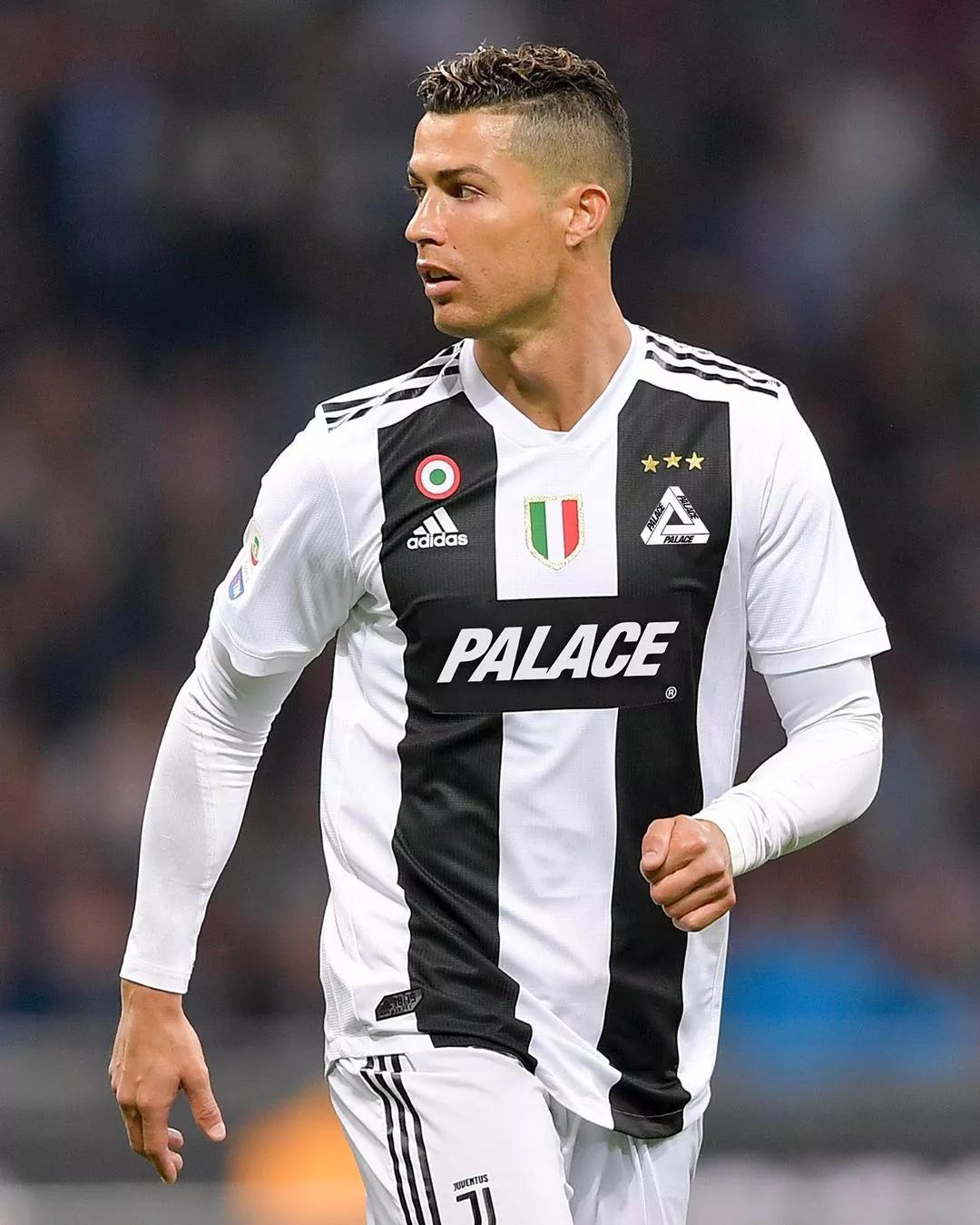 何意味？桑乔发帖：你必须对我有用才能待在我身边（用意何在？桑乔发文：对我有用的人才能留在我身边）