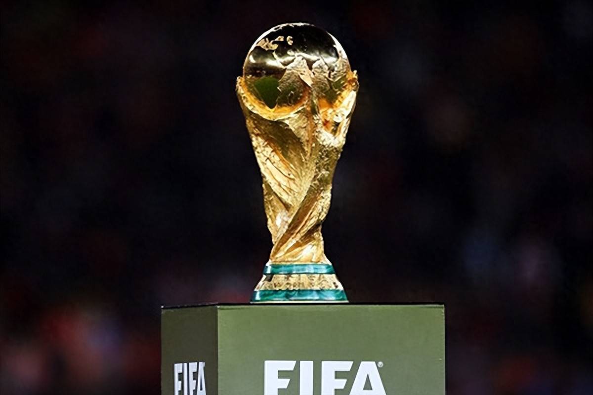 莫兰特和克莱赛后互喷险些爆发冲突，被队友和教练组及时拉开