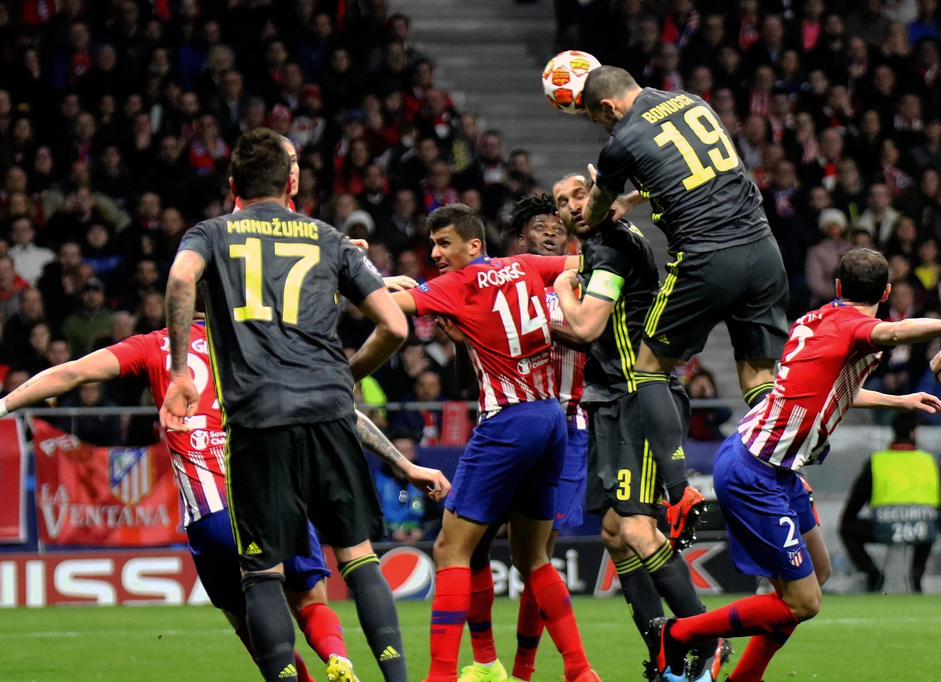 弗拉门戈双冠王，历史第5次同一球队单赛季解放者杯+巴甲夺冠