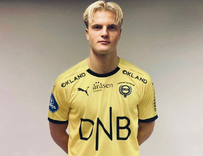 巴媒：内马尔左膝疼痛，或将缺席桑托斯的下一场比赛