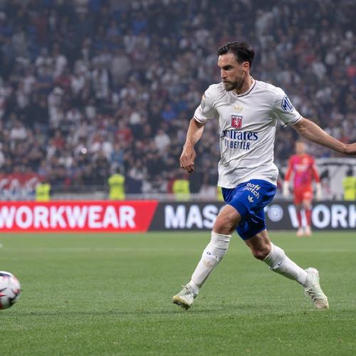 基德：艾顿的复出会分担东契奇压力，也会让湖人变得更出色